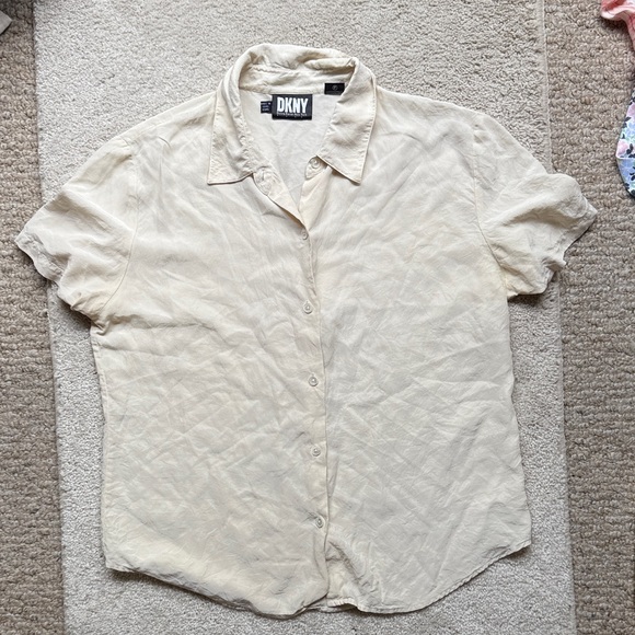 DKNY 100% Silk Ivory Button-Up Blouse *small flaw* - Picture 6 of 16
